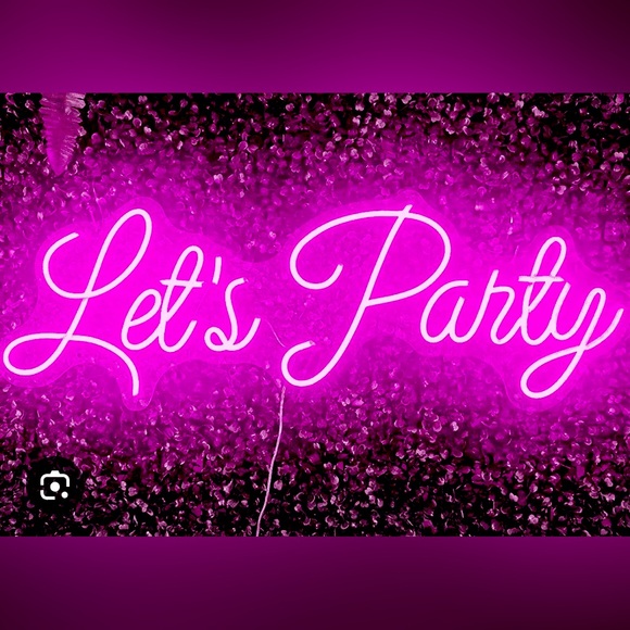 August 29, 2025 POSH PARTY @ 10pm EST - Picture 1 of 2